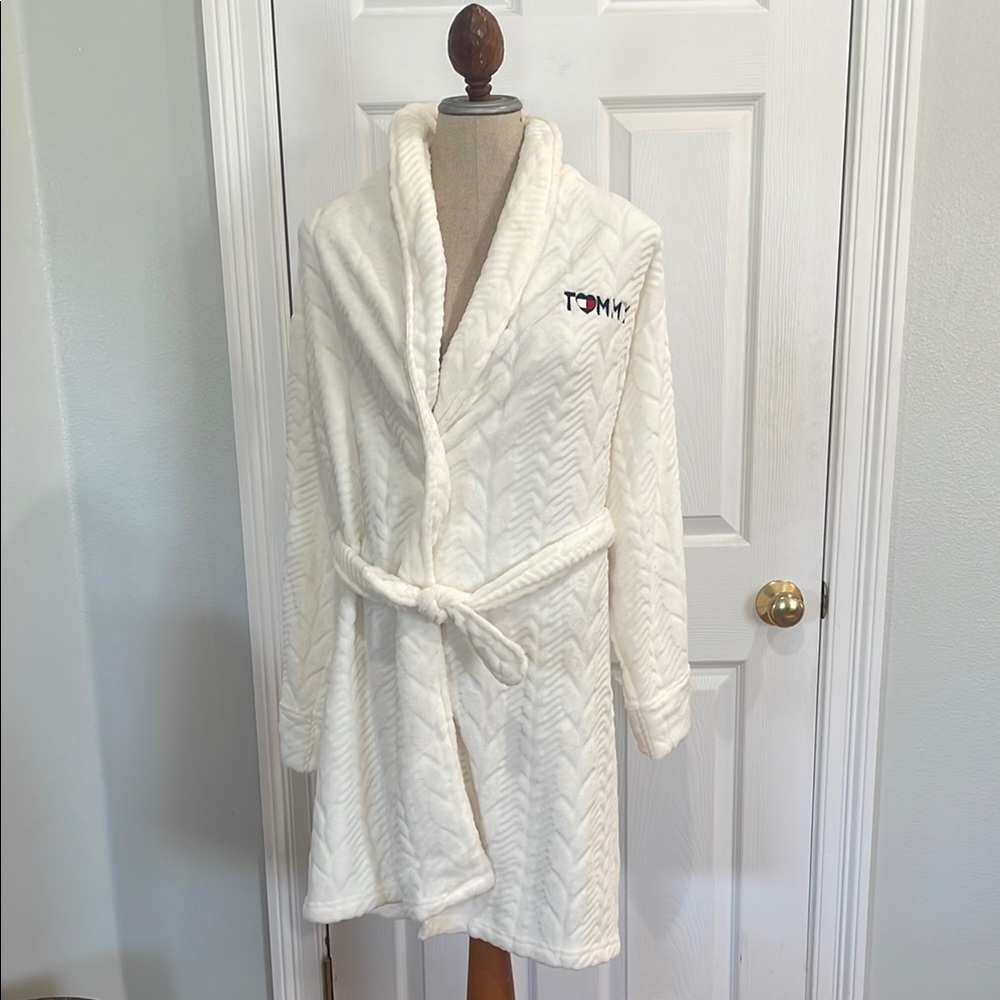 Tommy Hilfiger plush White Egret Robe belted shawl collar unisex men women L XL
